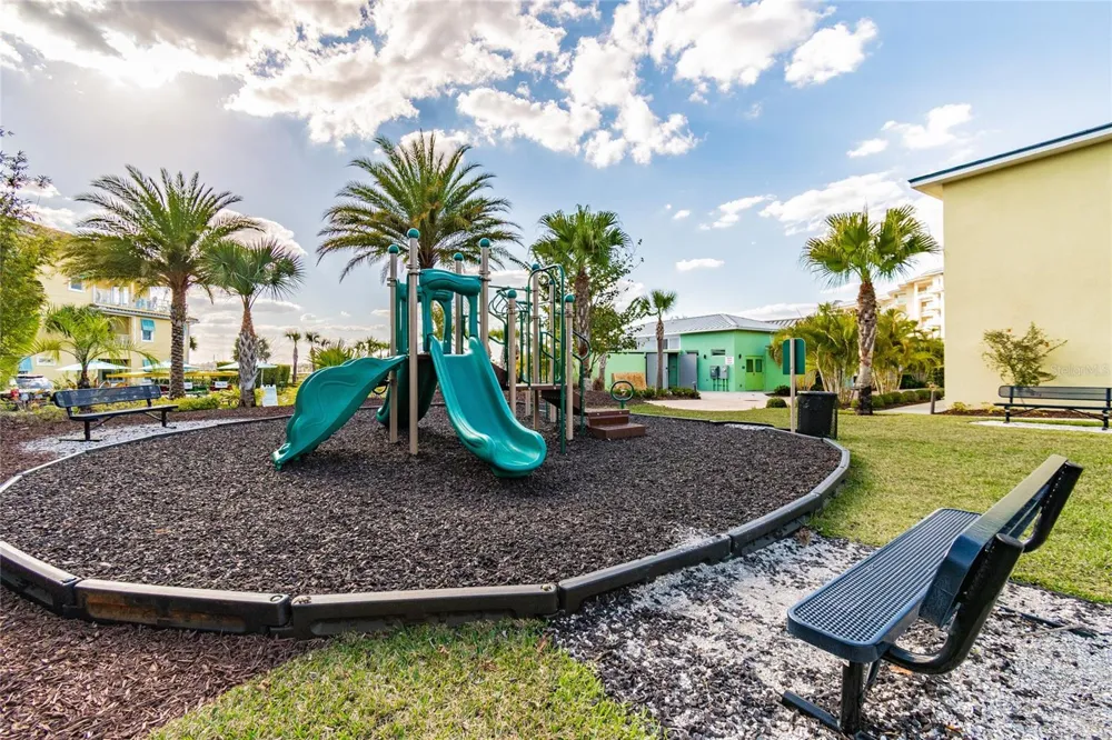 8036 LOST SHAKER LANE Kissimmee, FL 34747