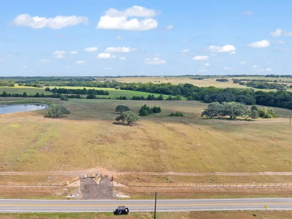 2955 FM 956 Schulenburg, TX 78956