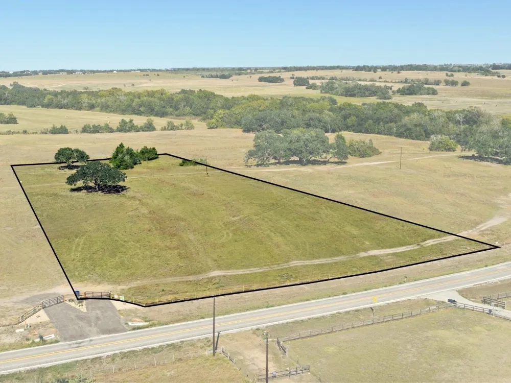 2955 FM 956 Schulenburg, TX 78956