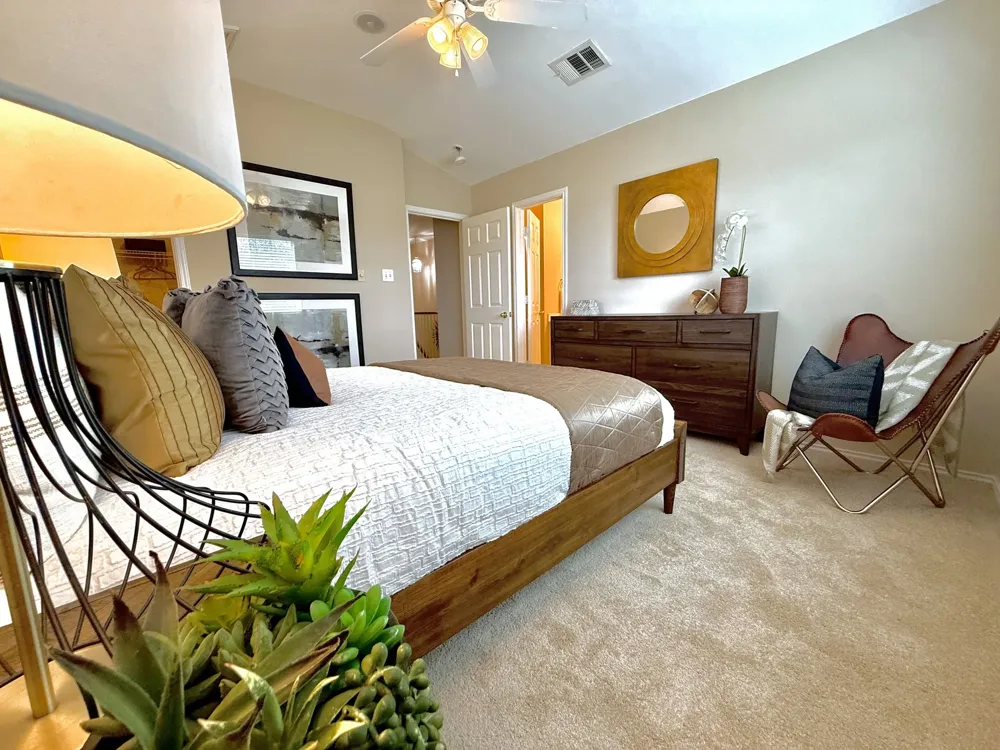 1900 Scofield Ridge Parkway #202 Austin, TX 78727