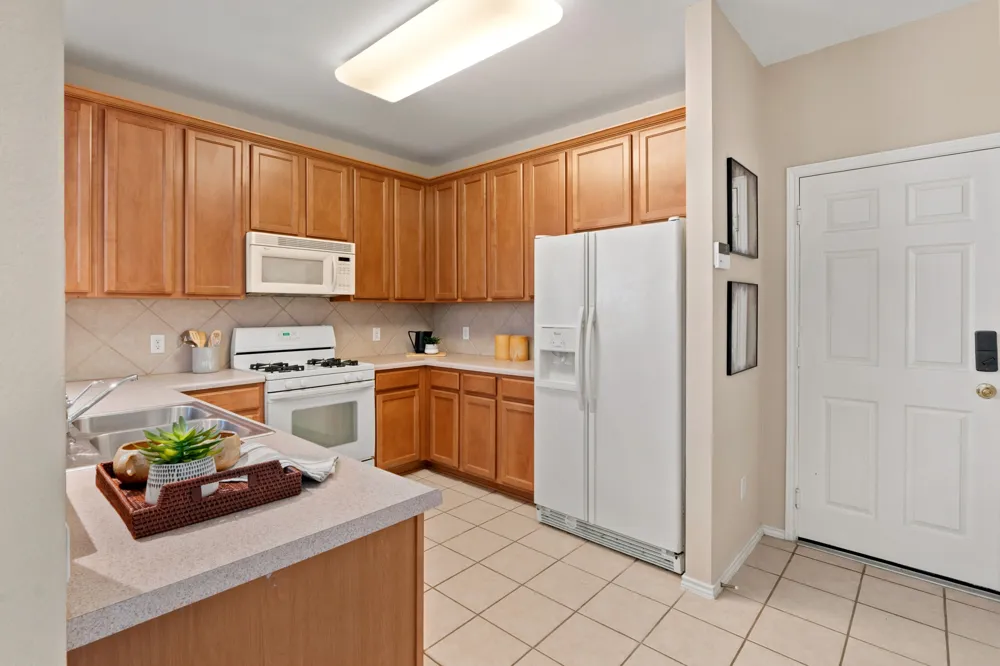 1900 Scofield Ridge Parkway #202 Austin, TX 78727