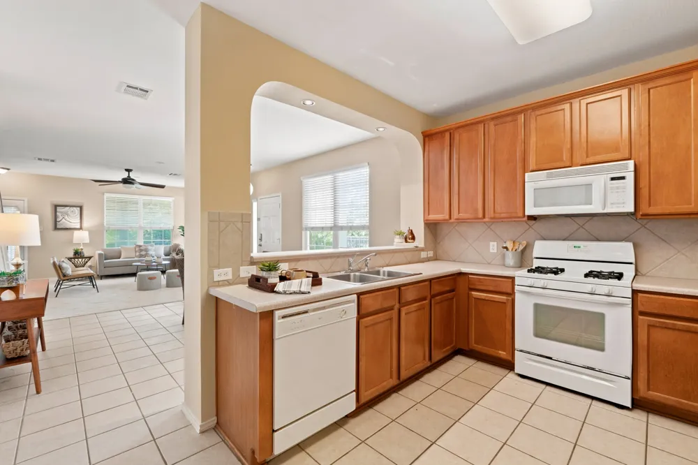 1900 Scofield Ridge Parkway #202 Austin, TX 78727