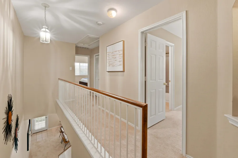 1900 Scofield Ridge Parkway #202 Austin, TX 78727