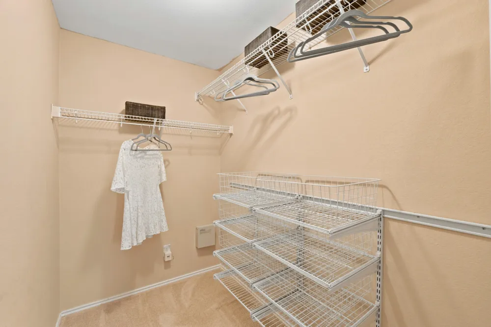 1900 Scofield Ridge Parkway #202 Austin, TX 78727