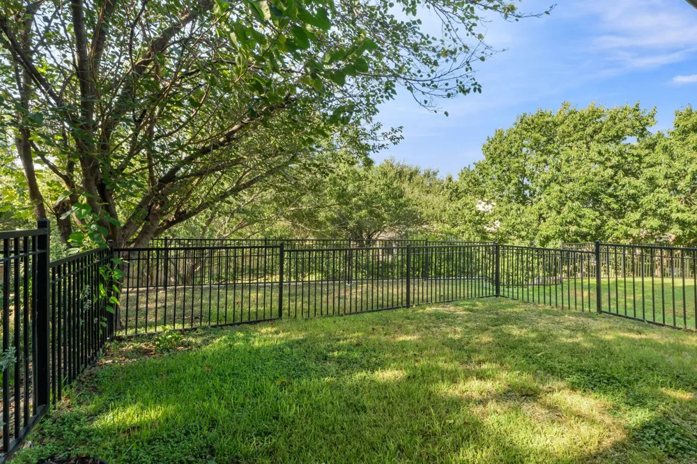 1900 Scofield Ridge Parkway #202 Austin, TX 78727