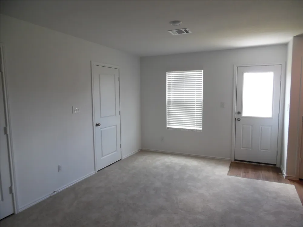 2307 TORNADO Alley Lockhart, TX 78644