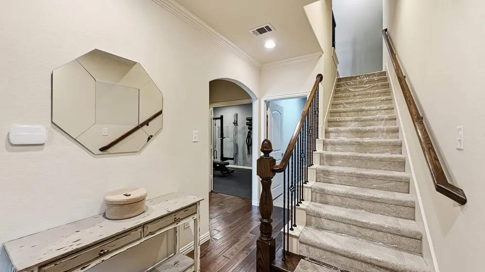 6441 Naples Drive Irving, TX 75039