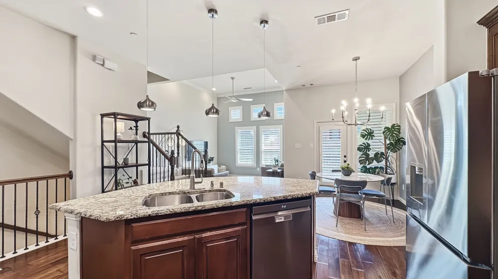6441 Naples Drive Irving, TX 75039