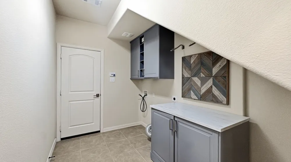 6441 Naples Drive Irving, TX 75039