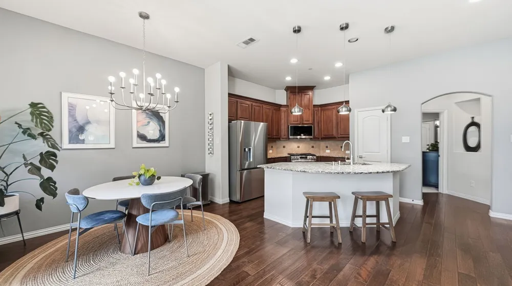 6441 Naples Drive Irving, TX 75039