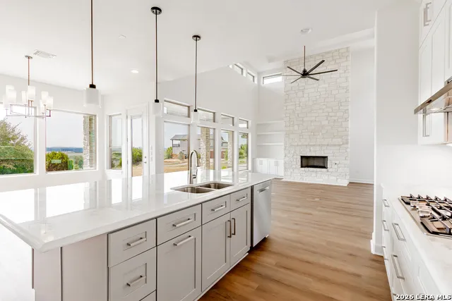 359 MUSE DR Spring Branch, TX 78070