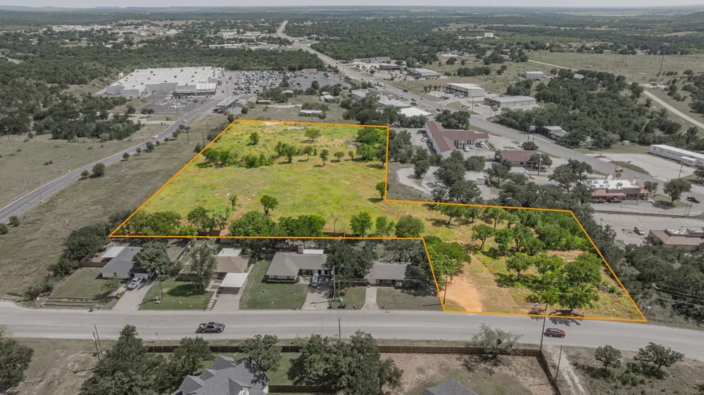 903 Pine Tree Road Graham, TX 76450