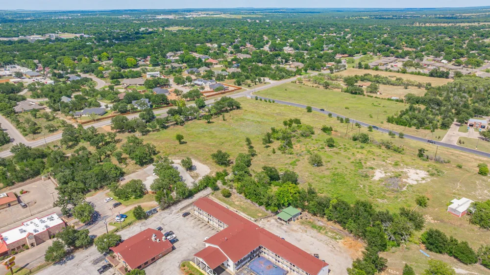 903 Pine Tree Road Graham, TX 76450