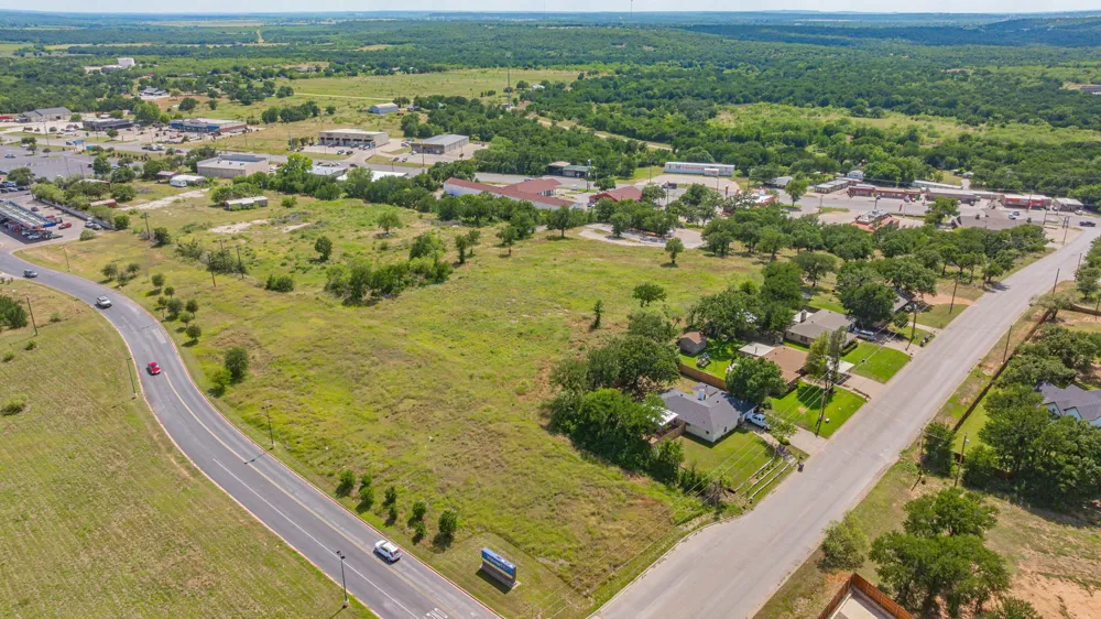 903 Pine Tree Road Graham, TX 76450