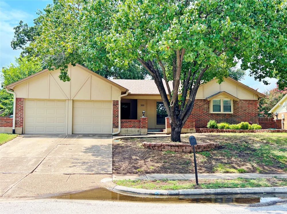 3101 Murphy Drive Bedford, TX 76021