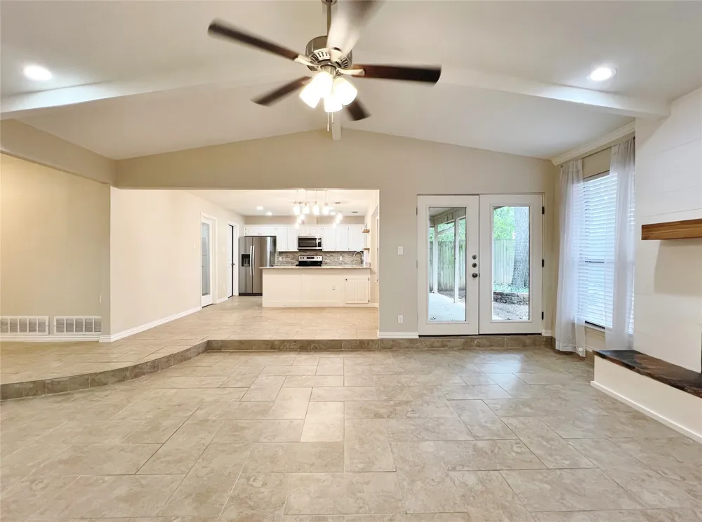3101 Murphy Drive Bedford, TX 76021