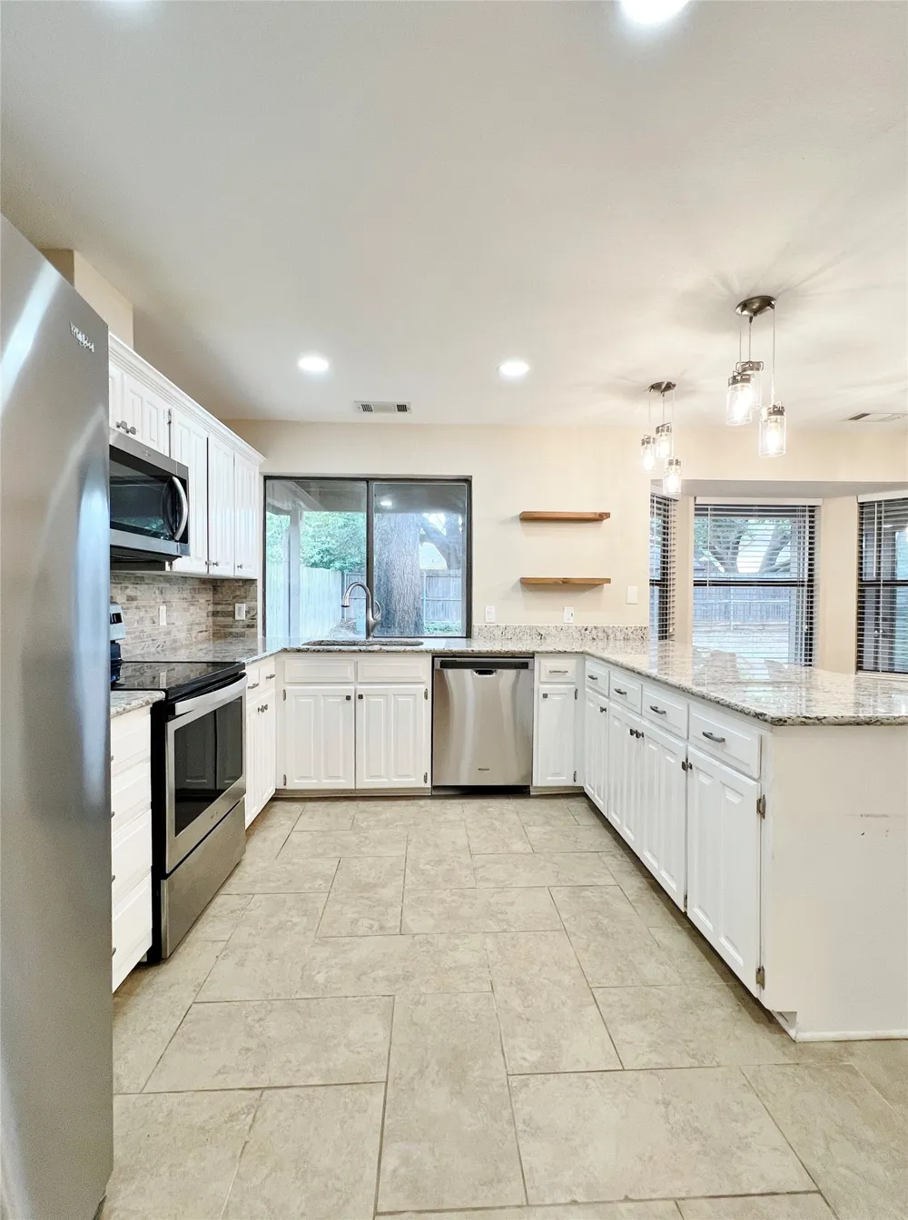 3101 Murphy Drive Bedford, TX 76021