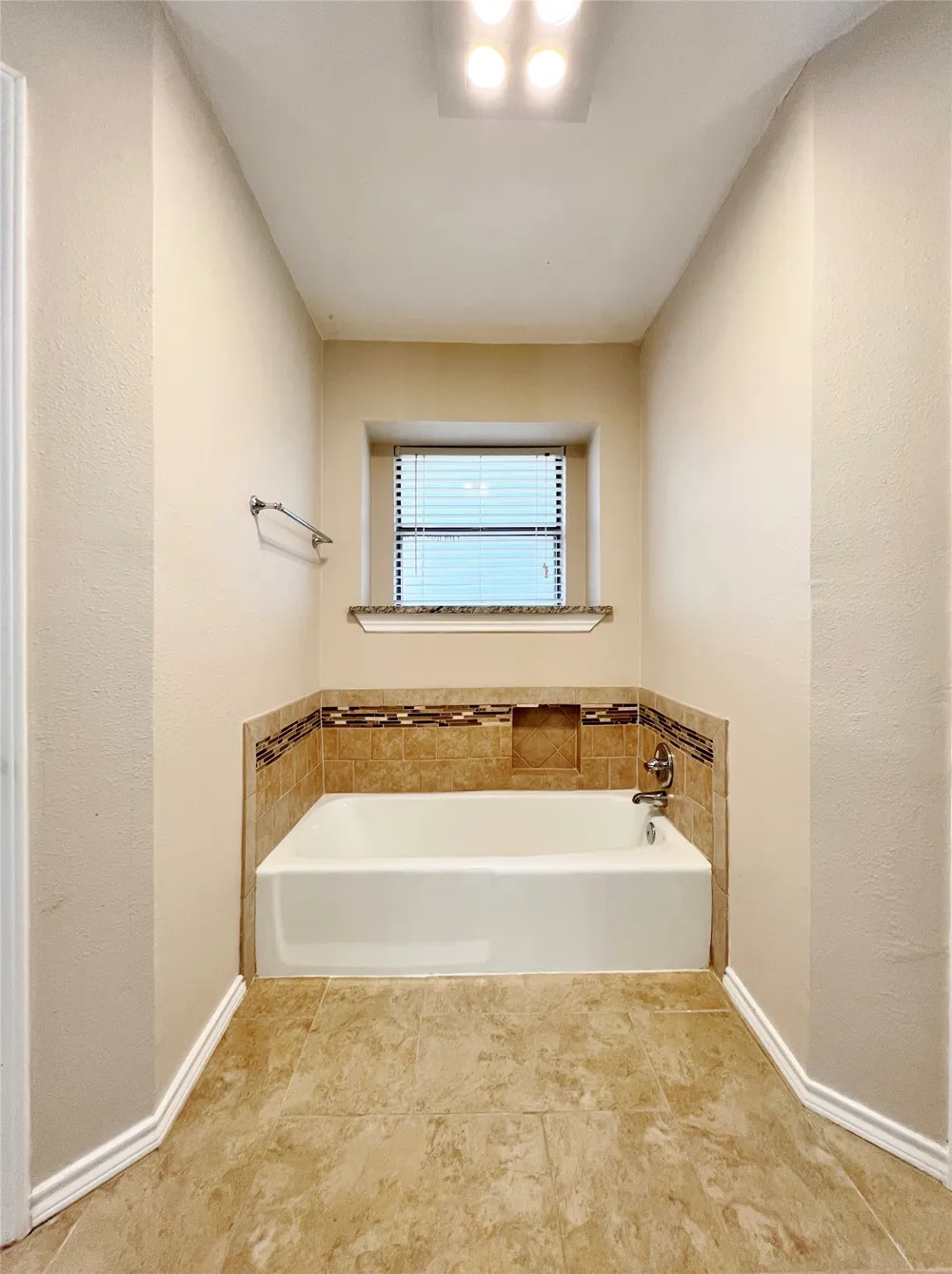 3101 Murphy Drive Bedford, TX 76021