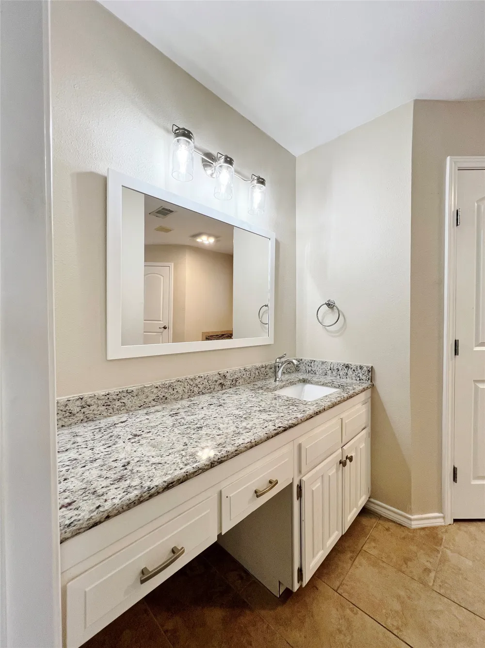 3101 Murphy Drive Bedford, TX 76021