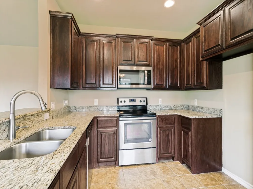 4009 Kensington Drive Sanger, TX 76266