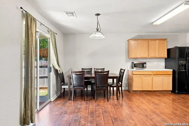 215 ROSWELL CYN San Antonio, TX 78245