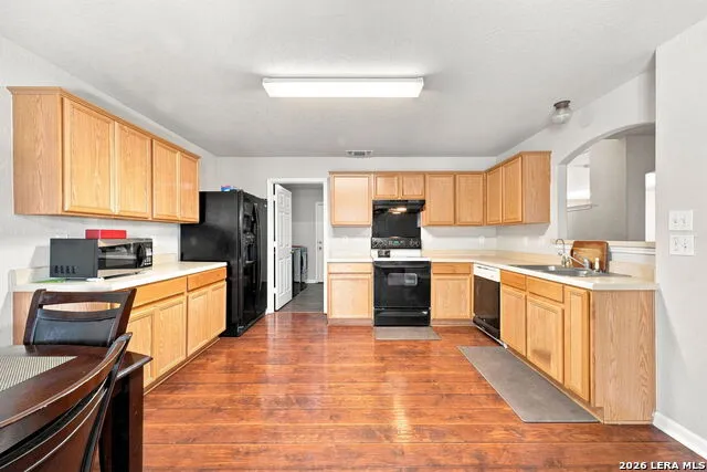 215 ROSWELL CYN San Antonio, TX 78245