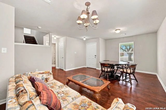 215 ROSWELL CYN San Antonio, TX 78245
