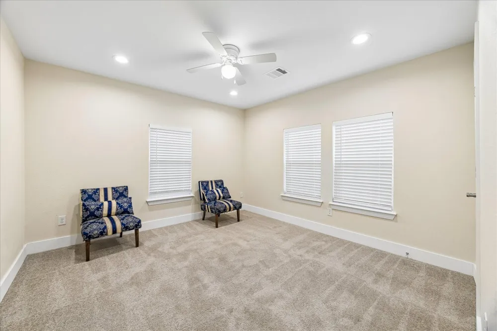 216 E 32nd Street Houston, TX 77018