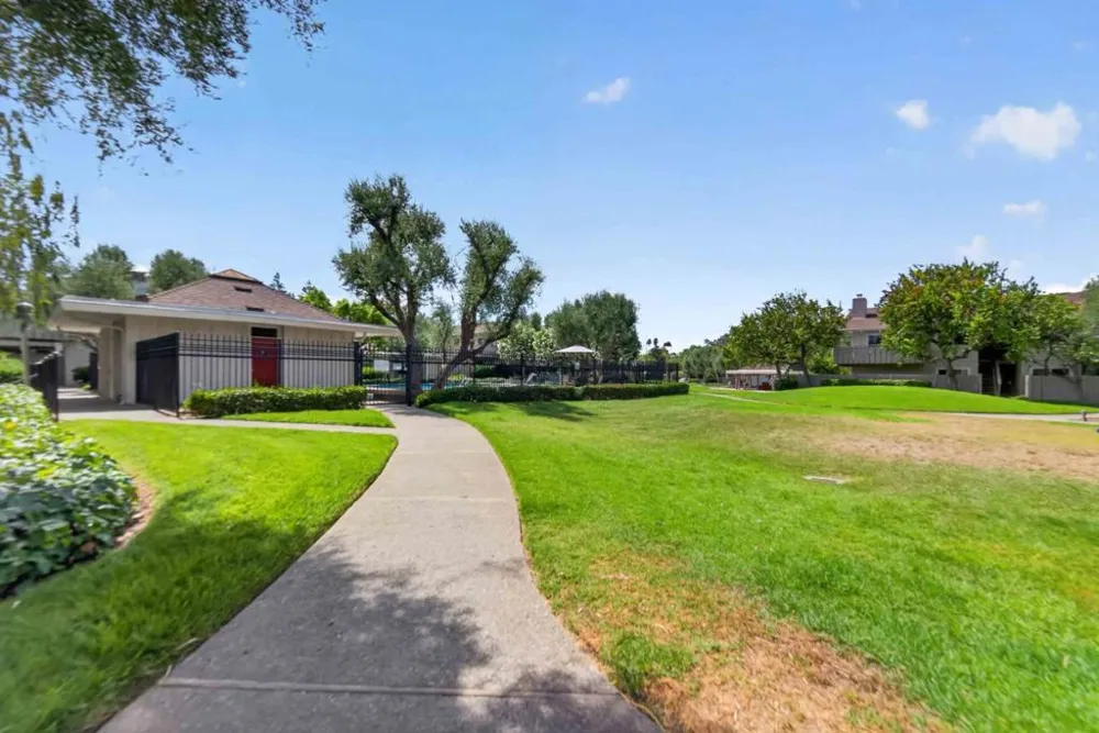 255 S Rengstorff Avenue #42 Mountain View, CA 94040