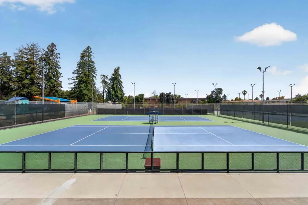 255 S Rengstorff Avenue #42 Mountain View, CA 94040