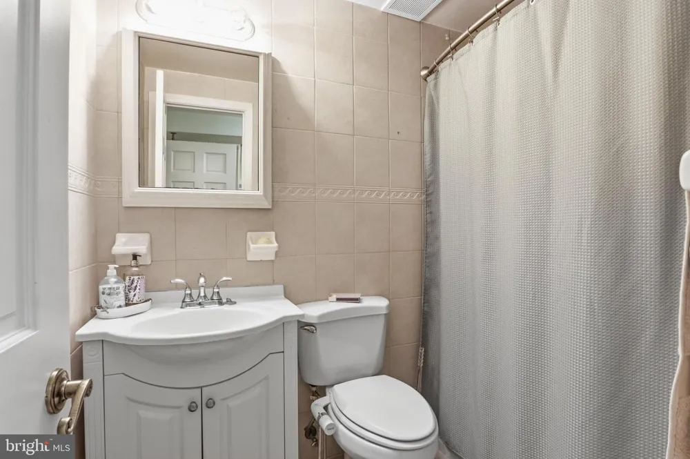 8910 16TH STREET #8910 Silver Spring, MD 20910