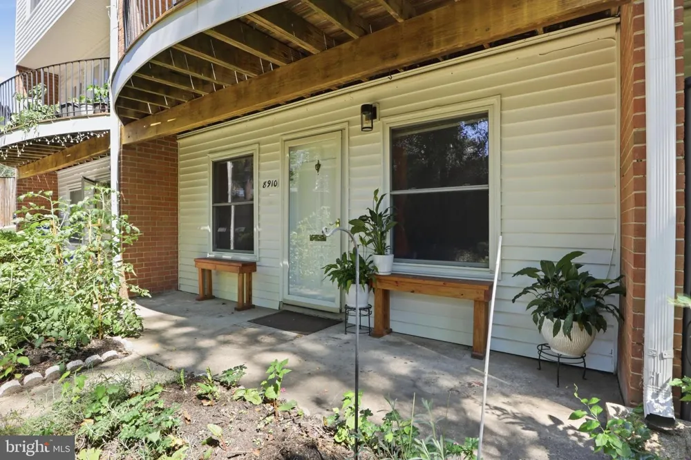 8910 16TH STREET #8910 Silver Spring, MD 20910