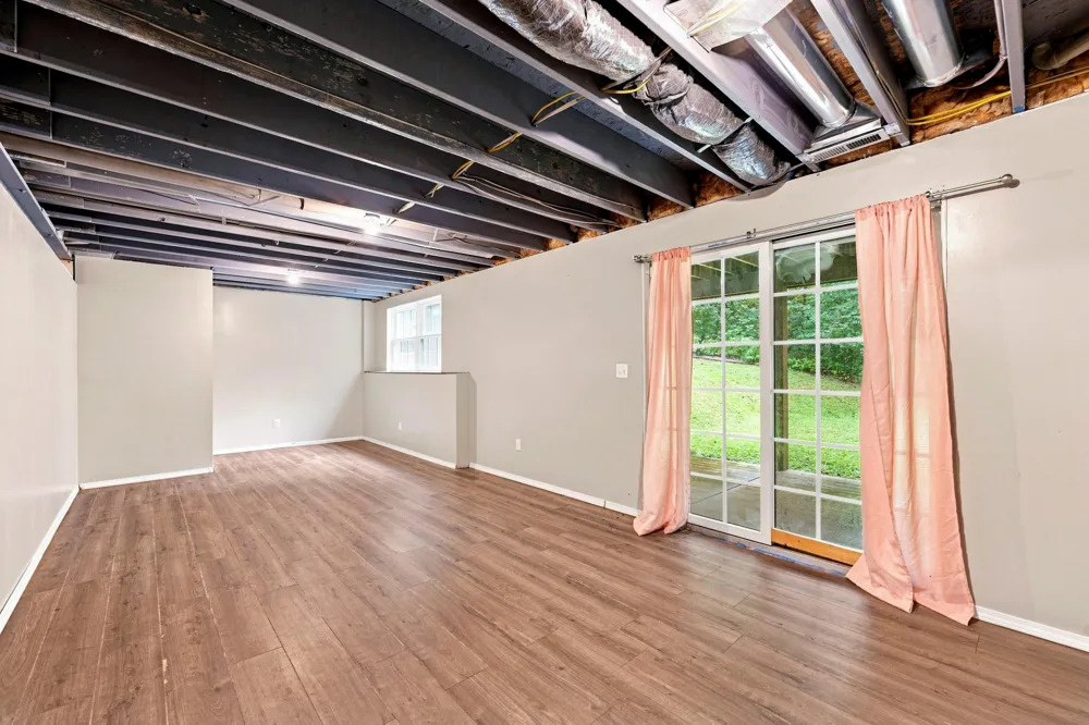 157 Silverbrook Avenue Niles, MI 49120