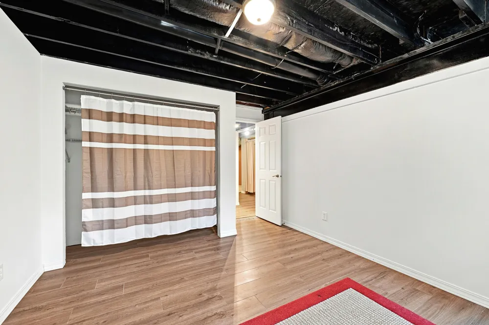 157 Silverbrook Avenue Niles, MI 49120