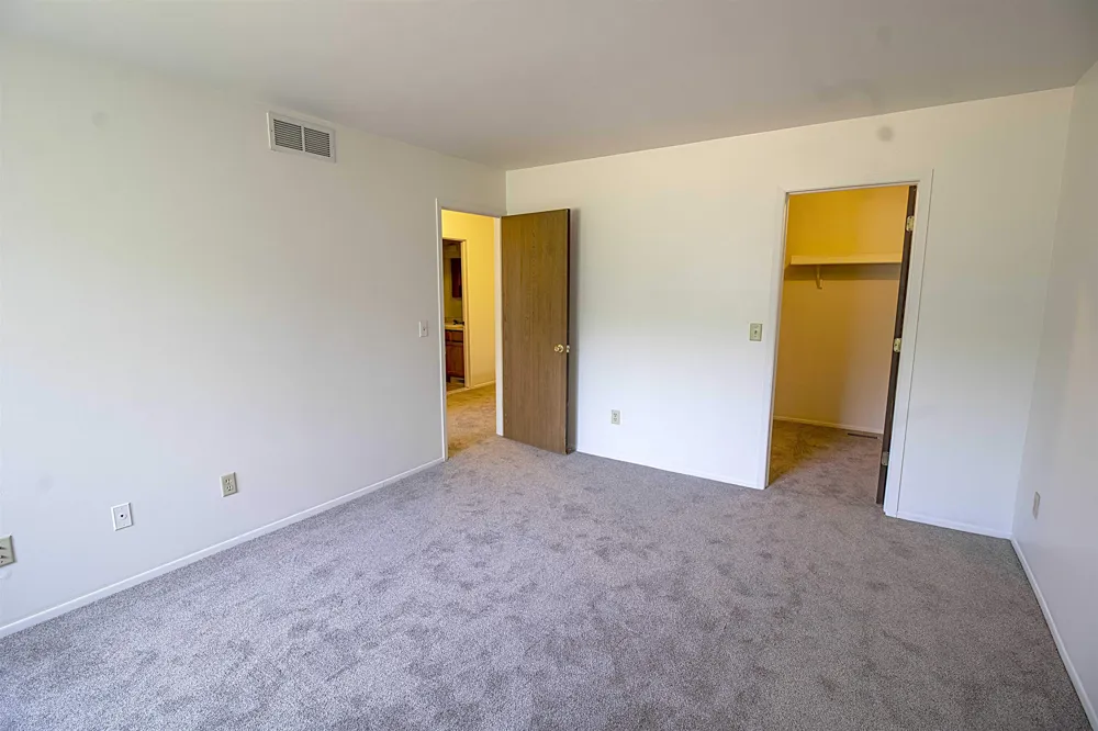 50012 S Angelo Court Chesterfield Township, MI 48047