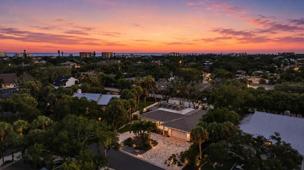 5333 SIESTA COURT Sarasota, FL 34242