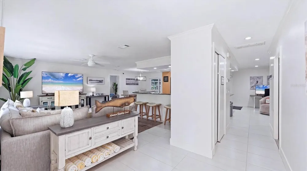 5333 SIESTA COURT Sarasota, FL 34242