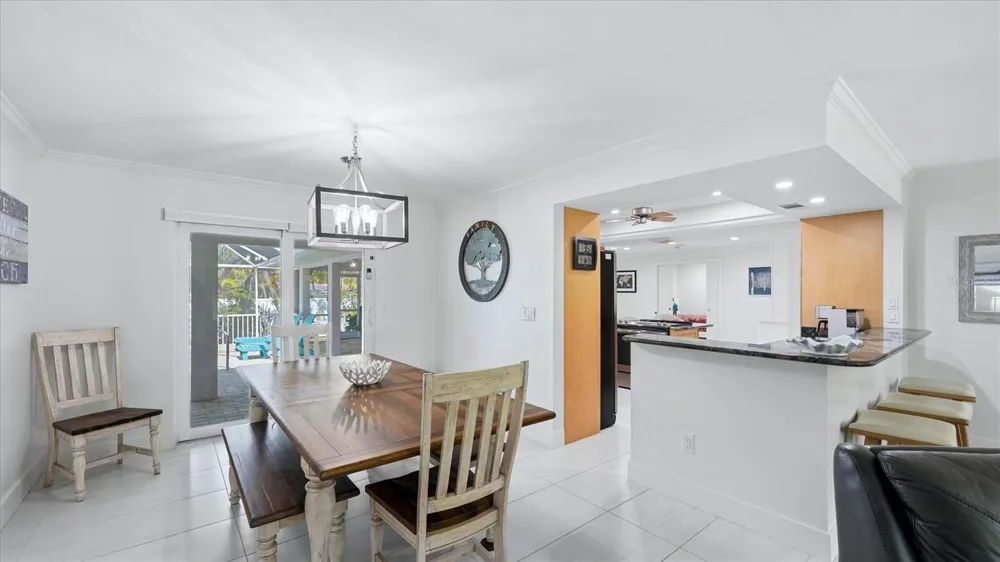 5333 SIESTA COURT Sarasota, FL 34242