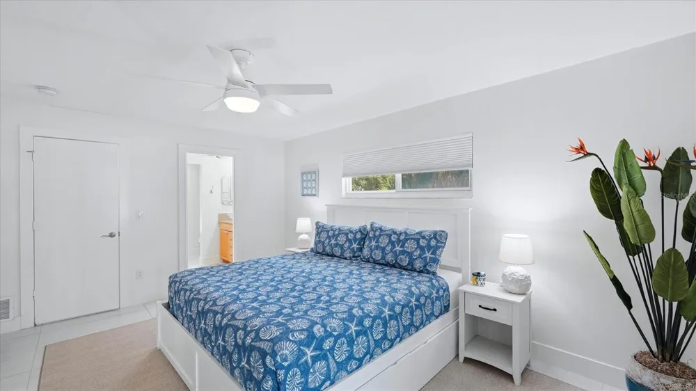 5333 SIESTA COURT Sarasota, FL 34242