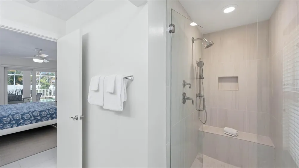 5333 SIESTA COURT Sarasota, FL 34242