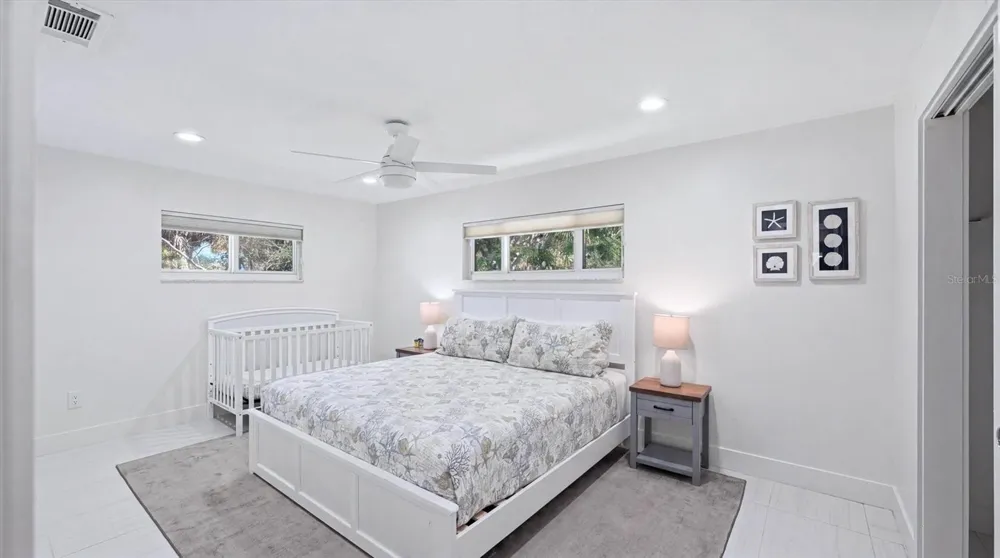 5333 SIESTA COURT Sarasota, FL 34242