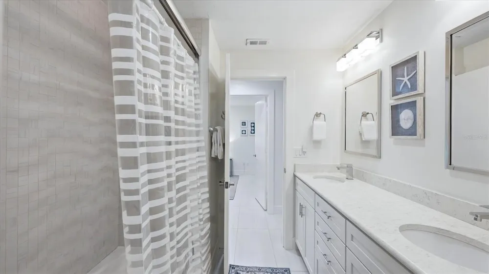 5333 SIESTA COURT Sarasota, FL 34242