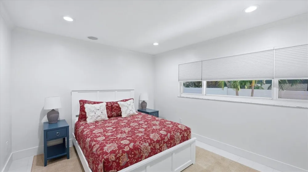 5333 SIESTA COURT Sarasota, FL 34242