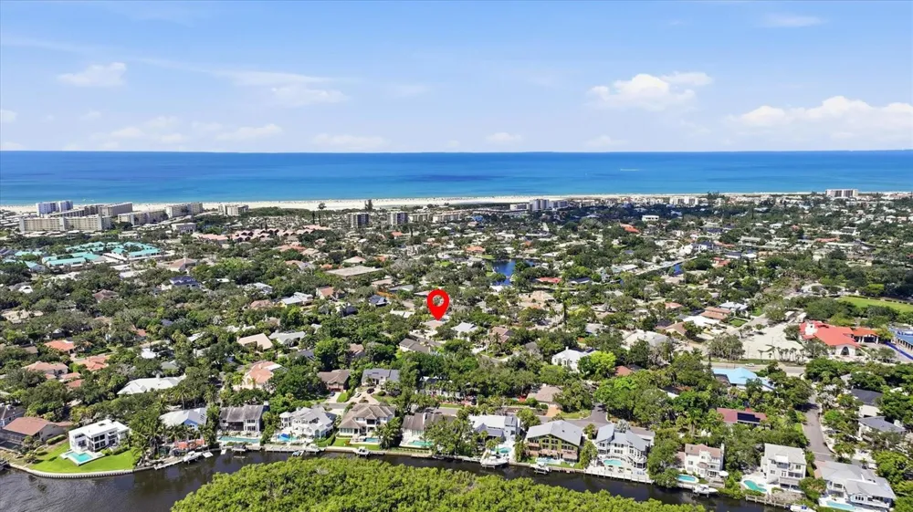 5333 SIESTA COURT Sarasota, FL 34242
