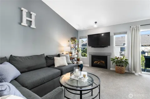 15150 140th Way SE #N303