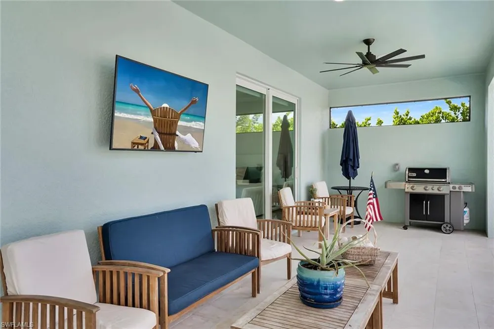 384 S Heathwood Drive Marco Island, FL 34145