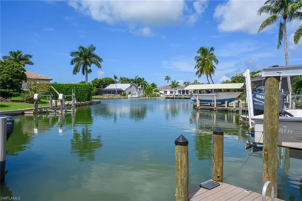 384 S Heathwood Drive Marco Island, FL 34145