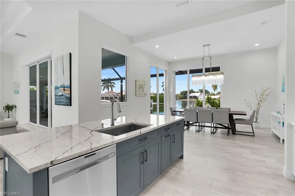 384 S Heathwood Drive Marco Island, FL 34145