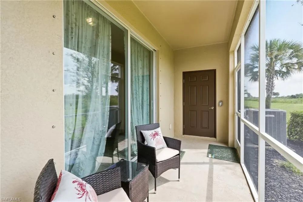 2767 Citrus Street Naples, FL 34120