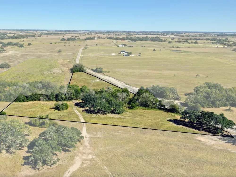 2763 FM 956 Schulenburg, TX 78956